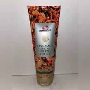 Bath & Body Works Milk Bar Cinnamon Sugar Pretzel Cookie Body Cream 8oz New